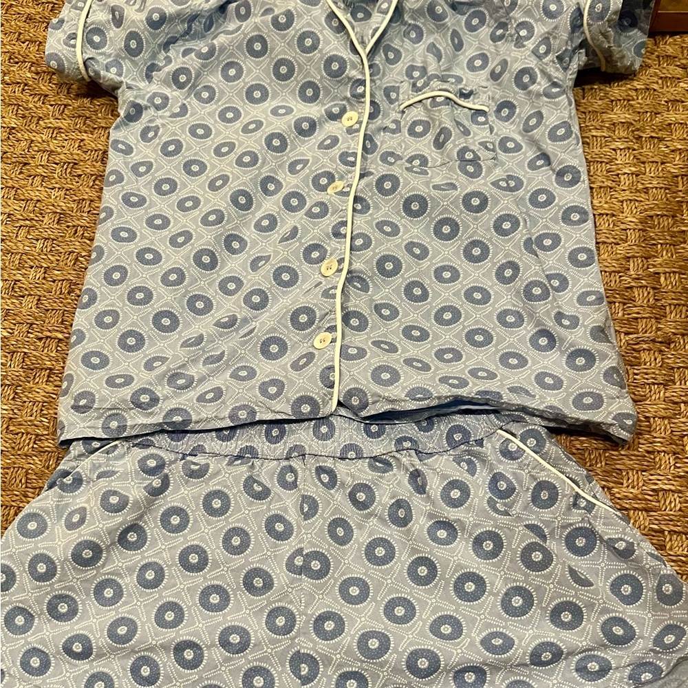 Serena and Lily short cotton pajamas two piece set size medium
